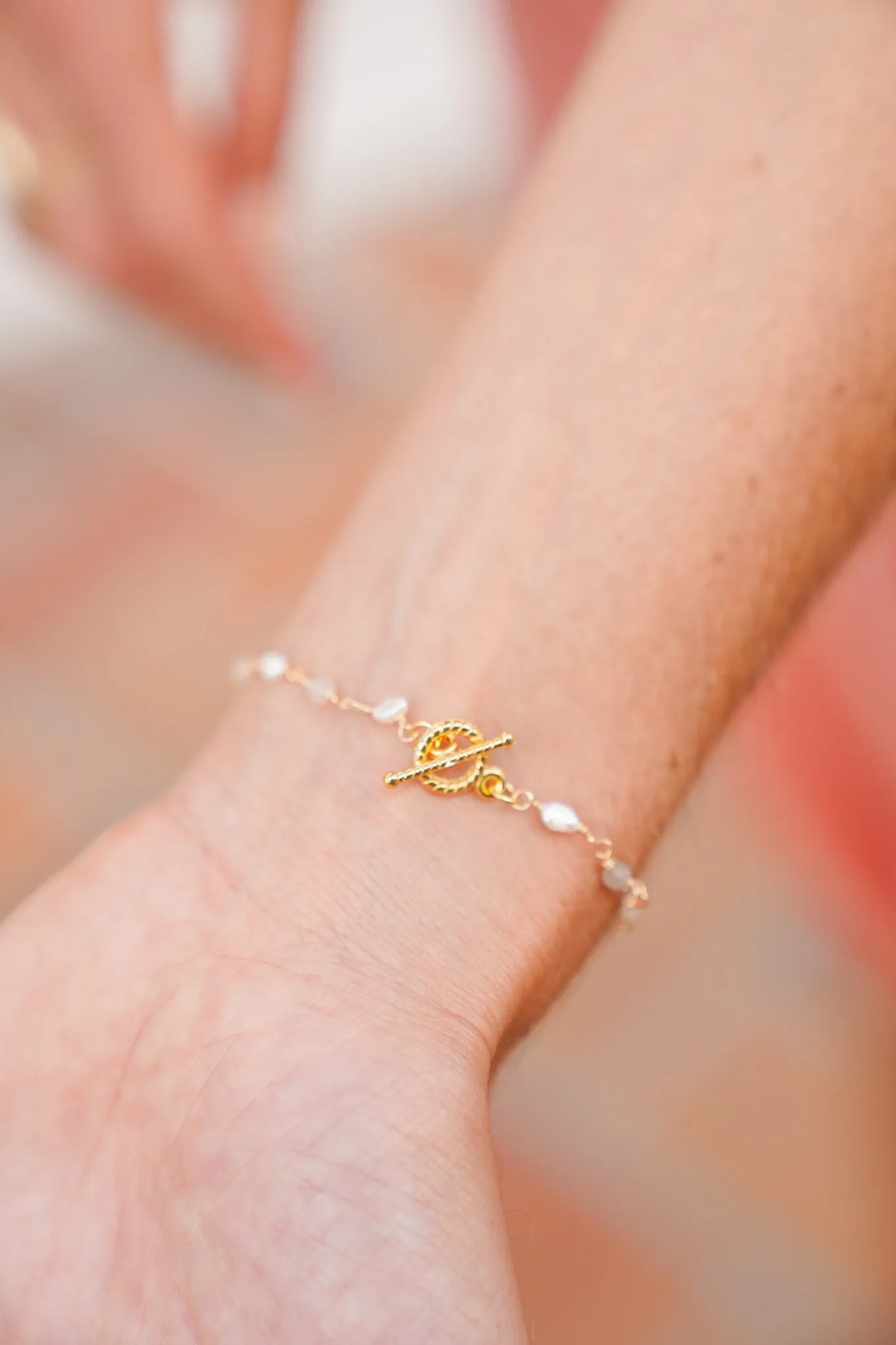 18K Toggle Dainty Evil Eye Pearl Bracelet