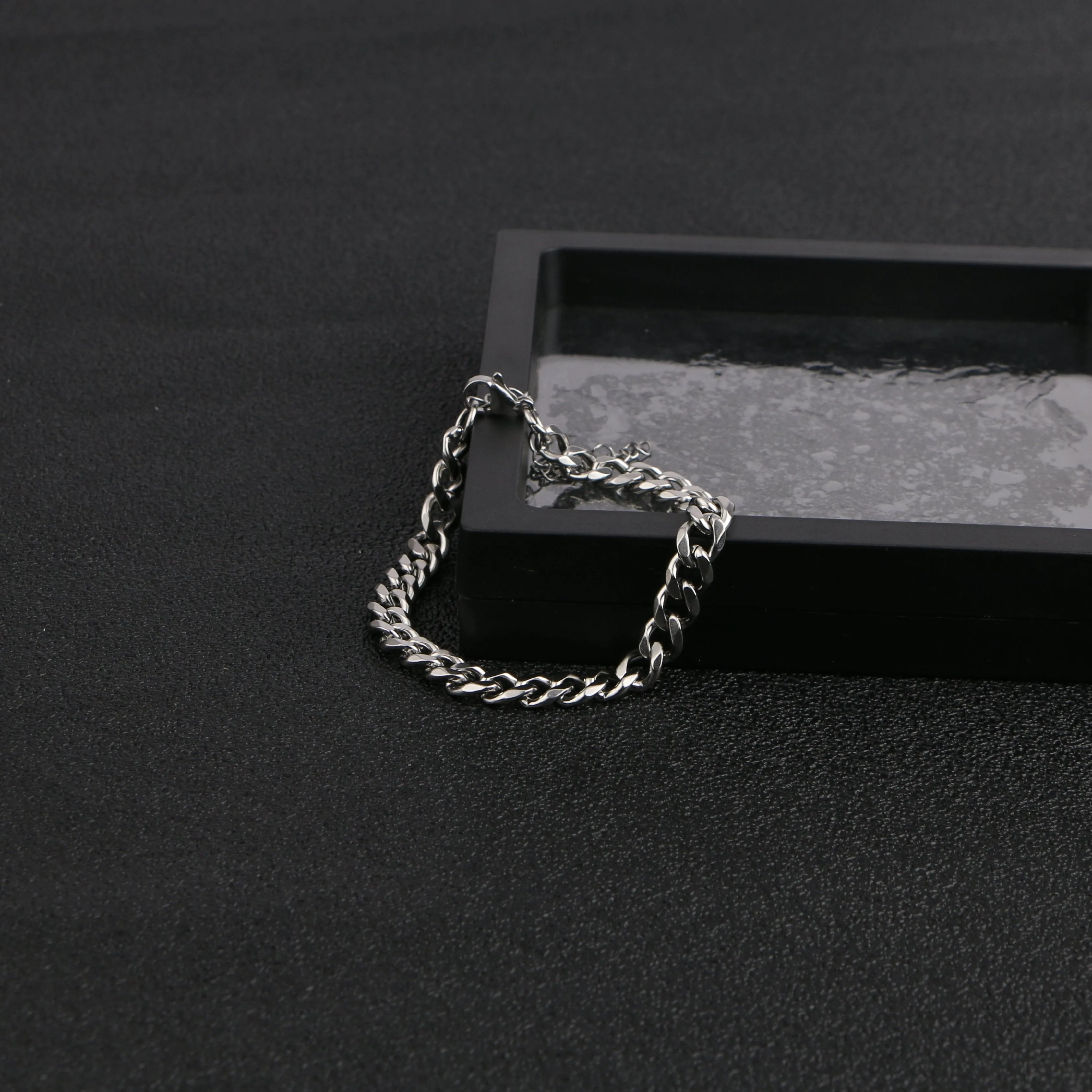 Classic Chain Link Bracelet
