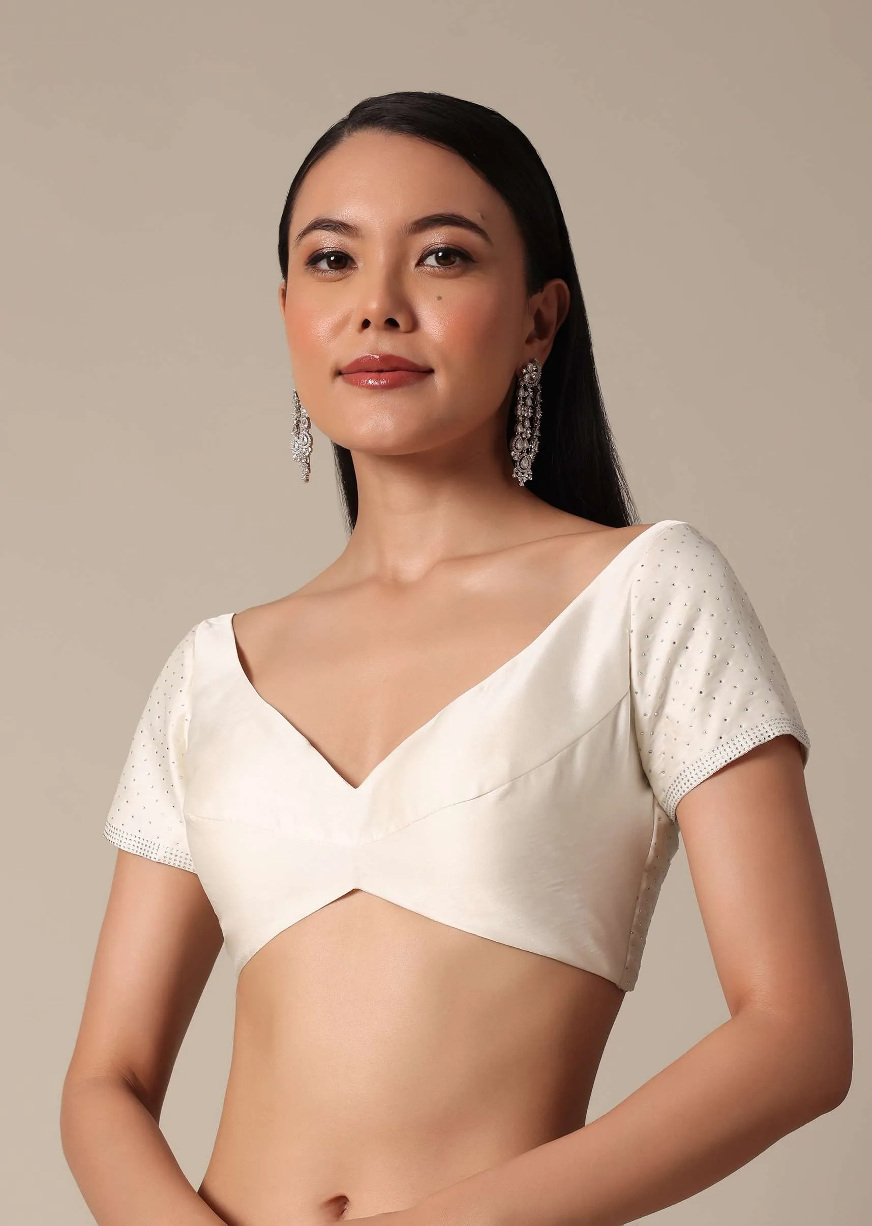Dazzling White Saree With Swarovski Elegance