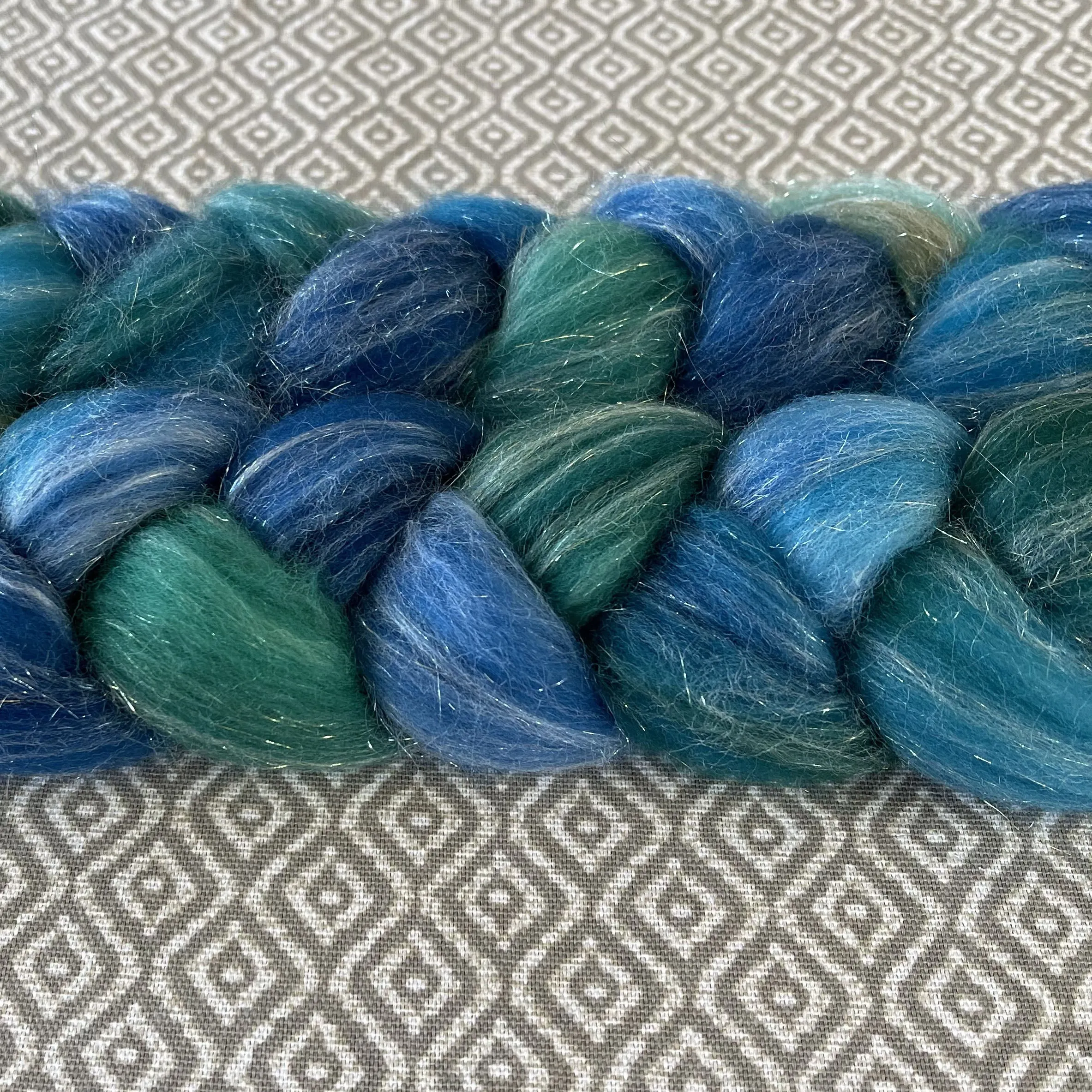 Glitter Roving - Aquamarine - Silver