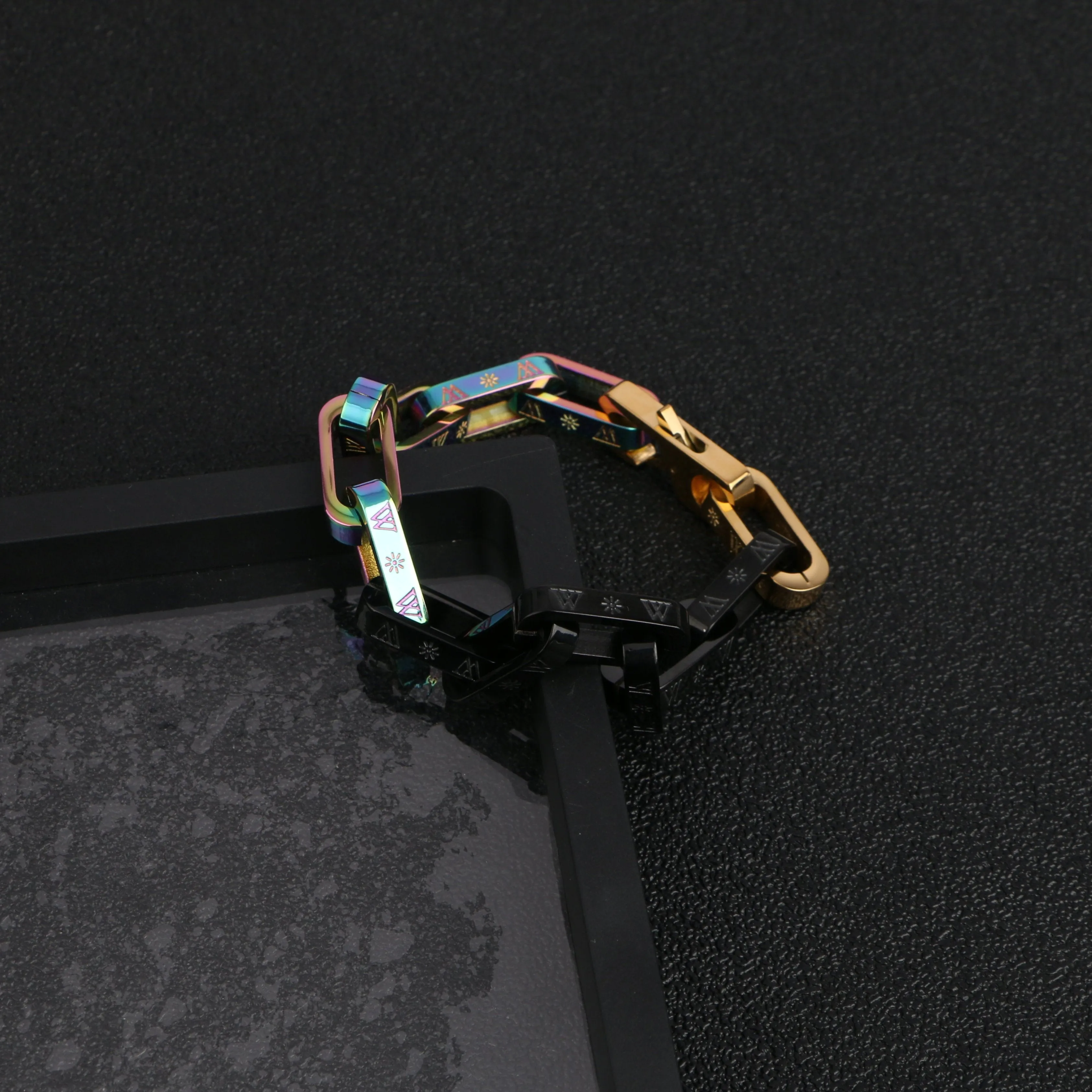 Hardened Knot Bracelet