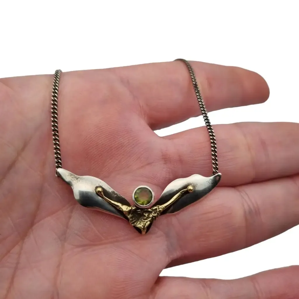 Peridot necklace choker, silver pendant for women, gifts.