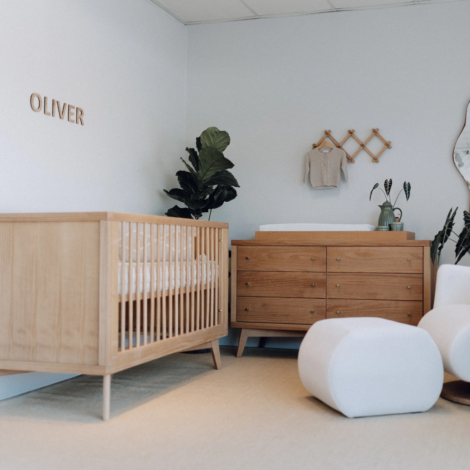Retro Crib and 6 Drawer Dresser Nursery Set in Hazelnut