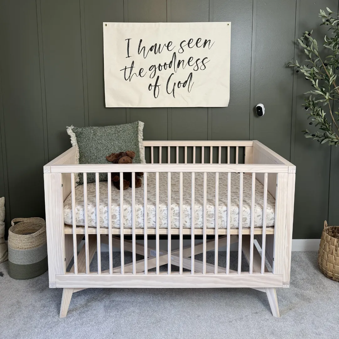 Retro Crib and Dresser Nursery Set in Natural Washed