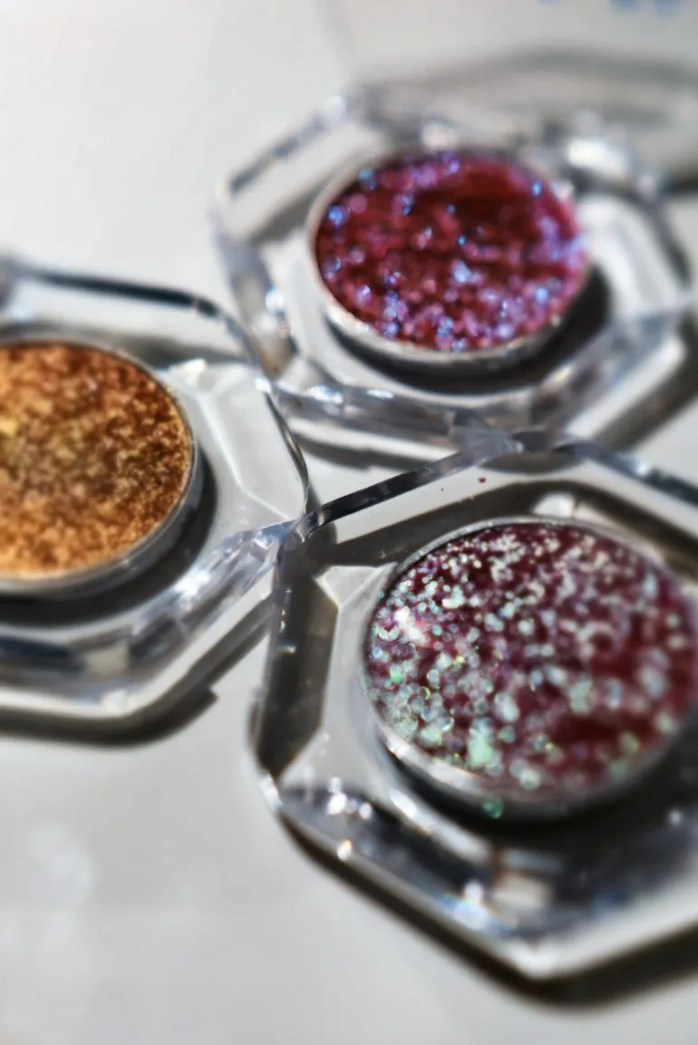 “SCENE-STEALER” DAZZLING BUNDLE