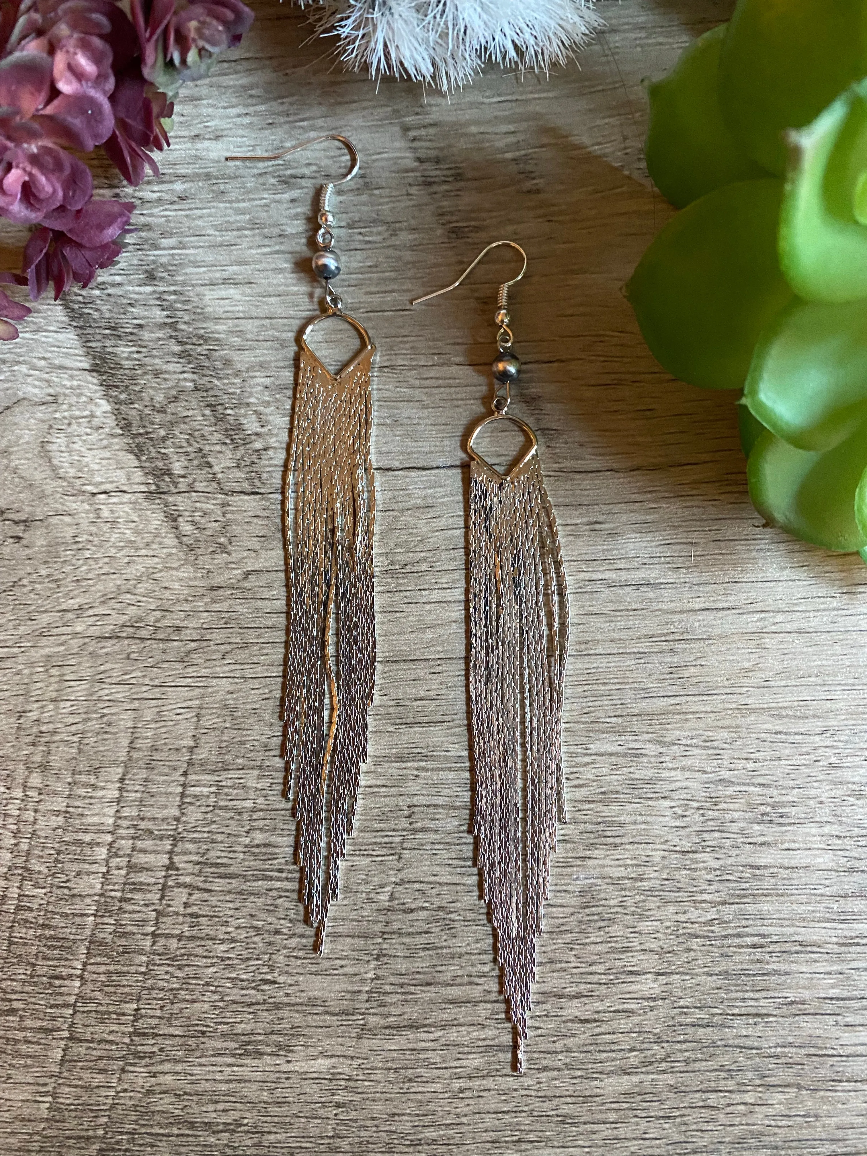 The chic dangle earrings