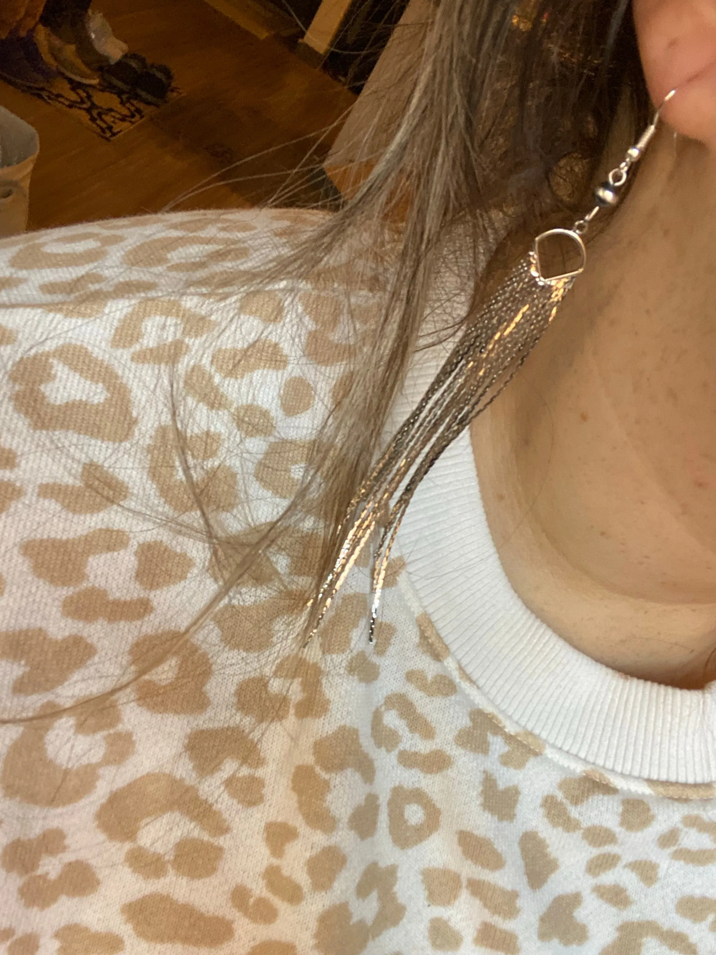 The chic dangle earrings