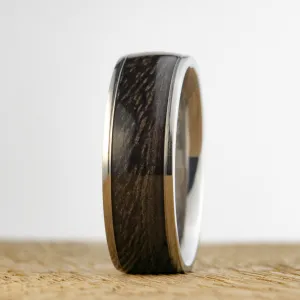 The Grey- weathered Barnwood on titanium
