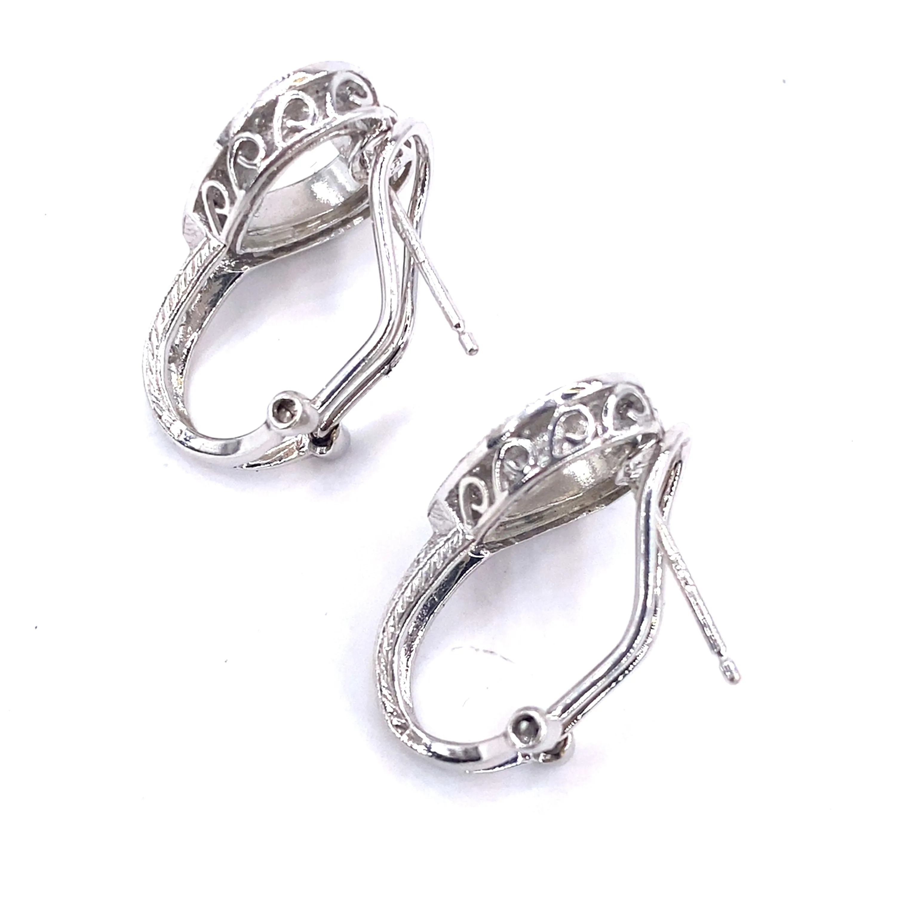 Women’s 18ct White Gold ‘Love Heart’ Earrings -0.40ct Diamonds
